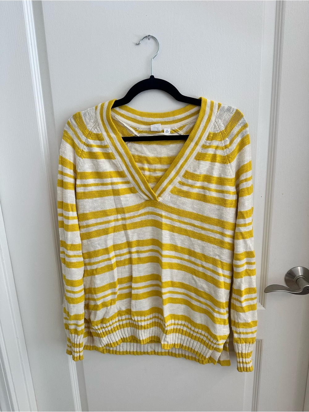 GAP Yellow & Cream Striped V-Neck Sweater